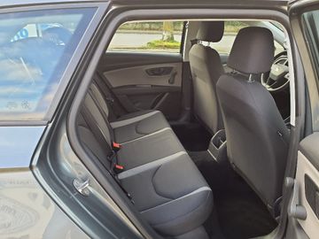 Bild 7 Seat Leon 1.2 ST Reference - KLIMA,1.HAND