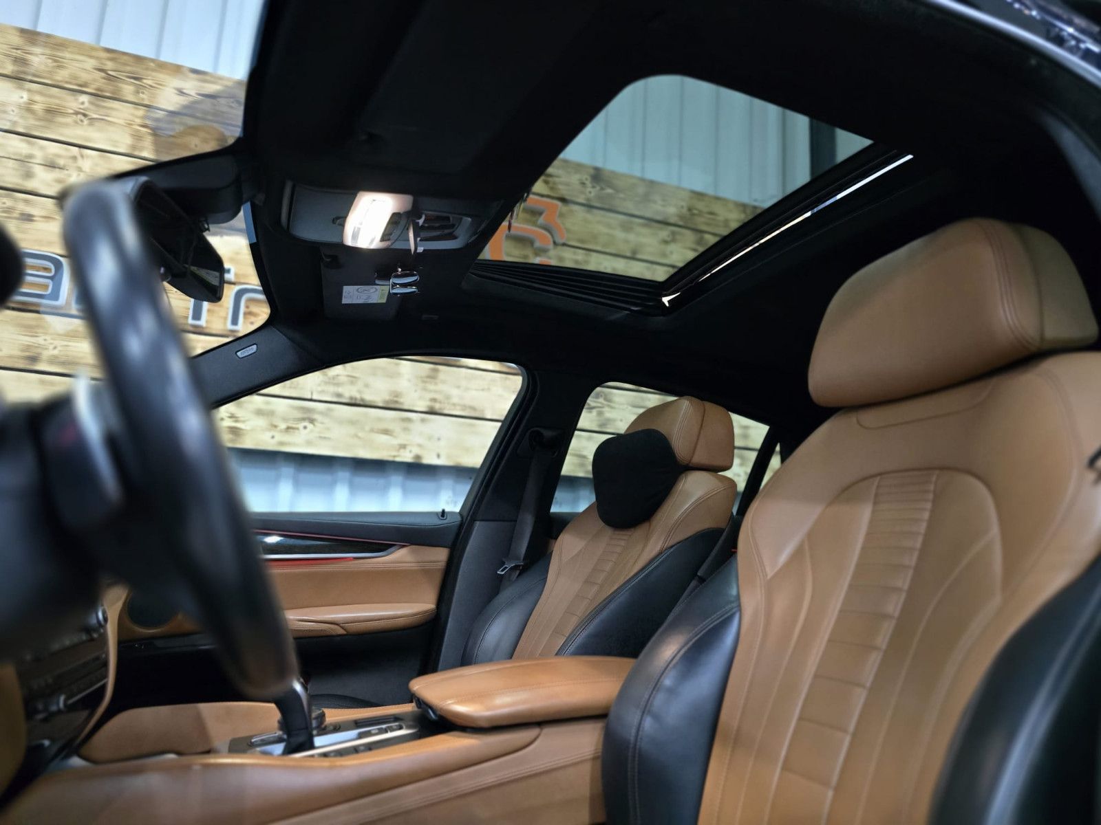Fahrzeugabbildung BMW X6 xDrive 30d M-Paket/Schiebedach/GARANTIE+TÜV