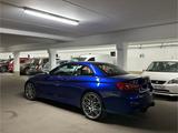 BMW M4 Competition San Marino blau - BMW M4 Gebrauchtwagen in München