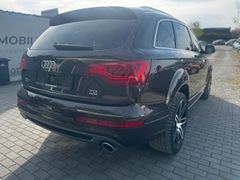 Fahrzeugabbildung Audi Q7 3.0 TDI quattro S Line 7 Sitze Pano Ahk