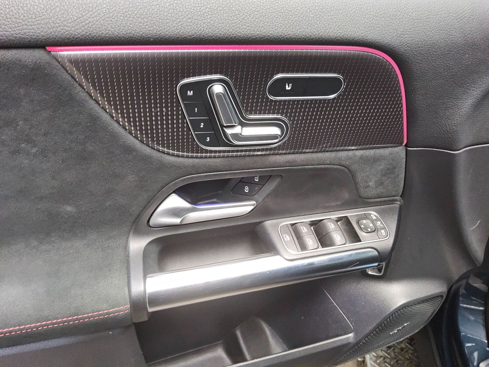 Mercedes-Benz EQA 250 AMG-Line Navi LED MBUX AHK Distronic foto 10