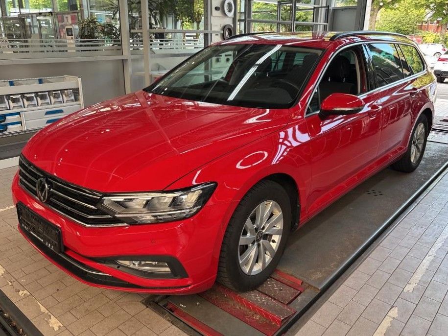 Volkswagen Passat - Bild 2