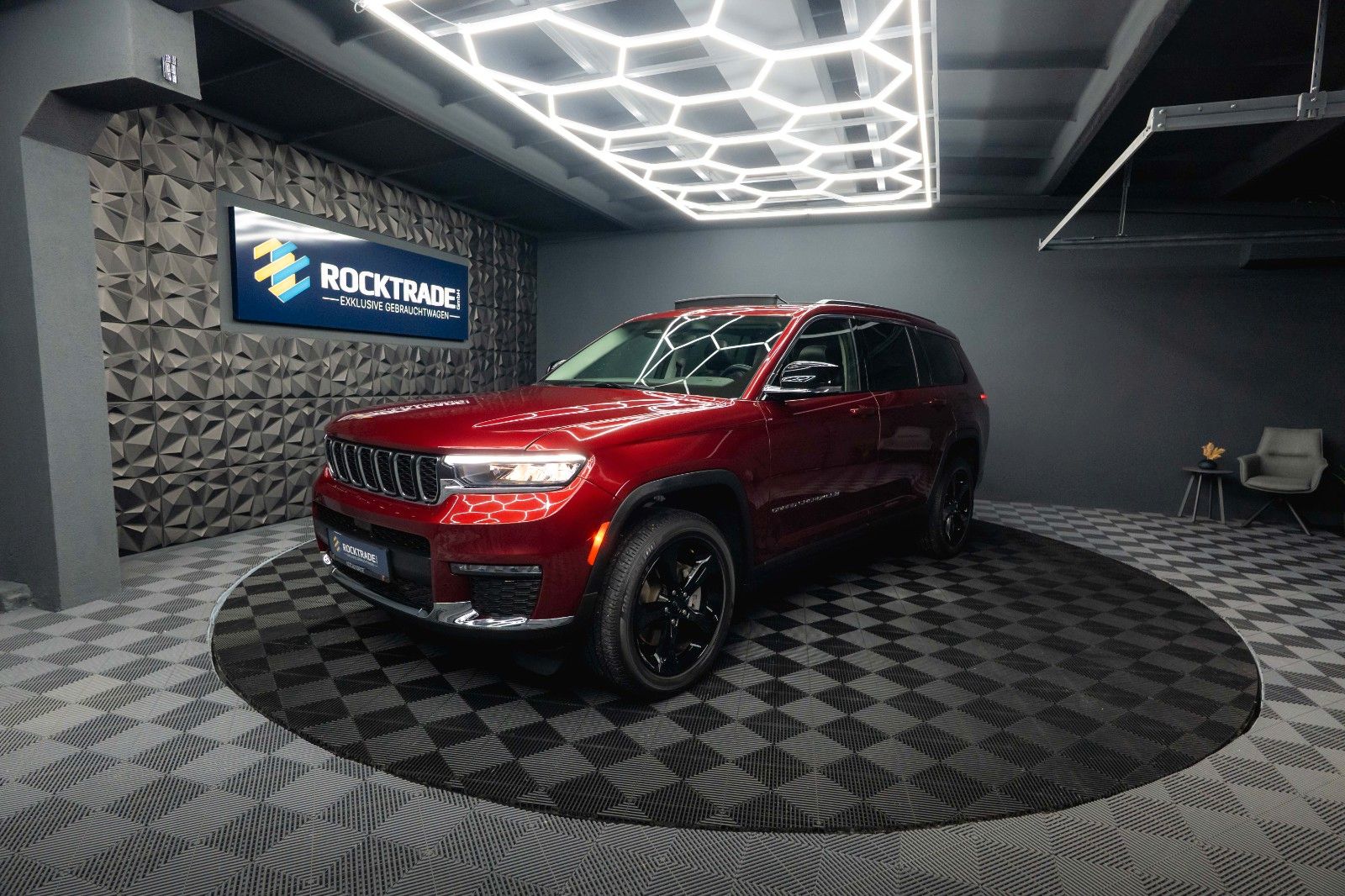 Fahrzeugabbildung Jeep Grand Cherokee 3.6 4x4 LIMITED L Modell 2022 19%
