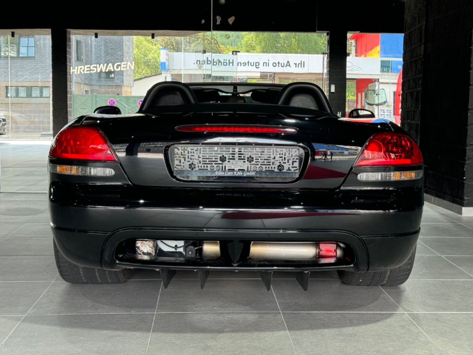 Fahrzeugabbildung Dodge Viper SRT-10 8,3L /SIDEPIPES/EU-AUSFÜHRUNG/