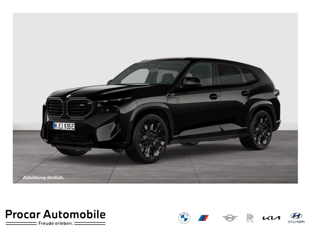BMW XM