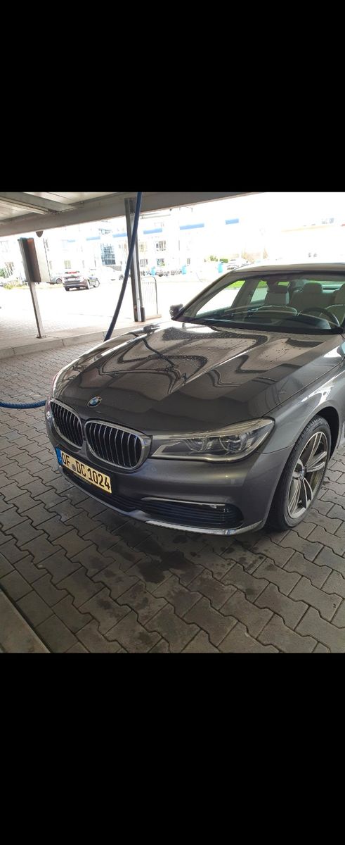 BMW 730d -