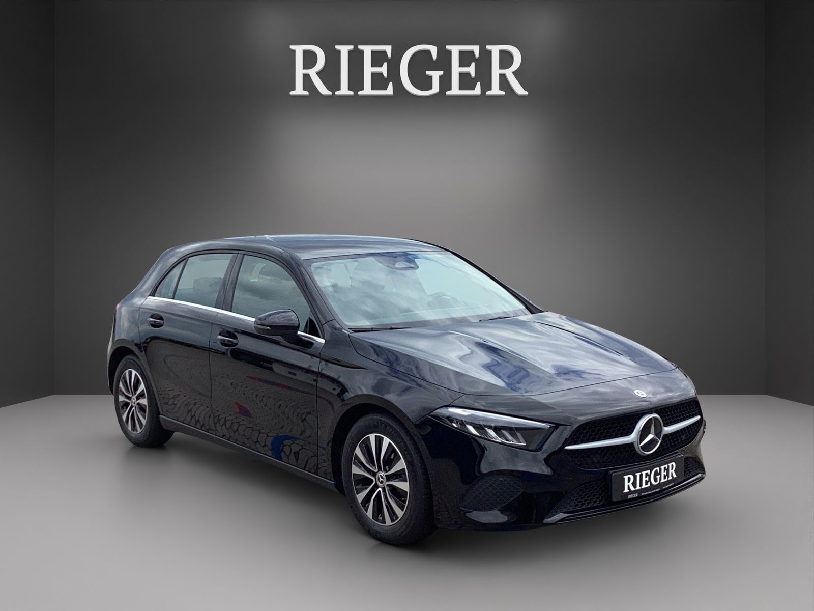 Mercedes-Benz A 180 d Advanced LED MBUX Navi Prem DAB KAM ALU foto 3