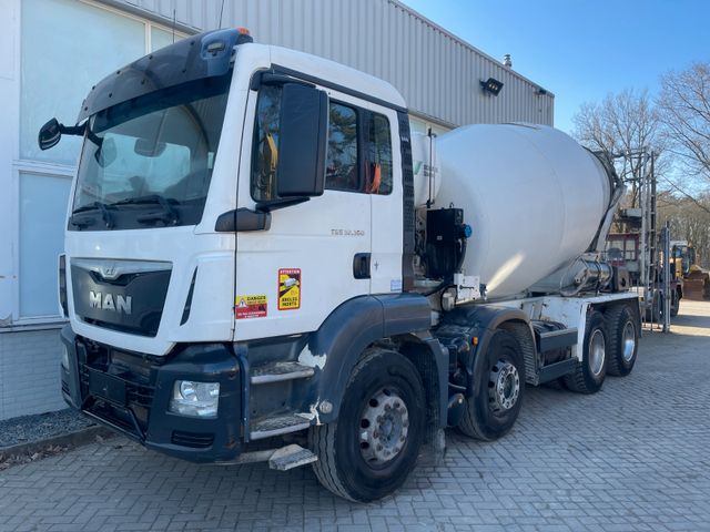 MAN TGS 32.360  8X4  E6    12/2014    9M3