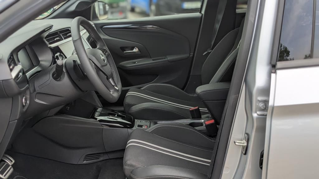 Erstes Annaberger Autohaus - Opel CORSA GS 1.2 Direct Injection Turbo 74 kW 100 P - Bild 7 Erstes Annaberger Autohaus - Opel CORSA GS 1.2 Direct Injection Turbo 74 kW 100 P - Bild 7