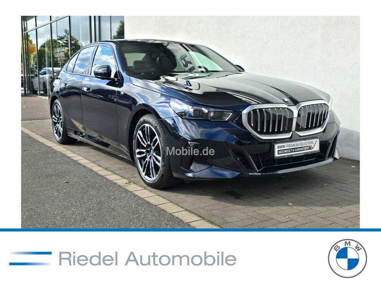 BMW 520i M Sportpaket Komfortsitze Panorama AHK