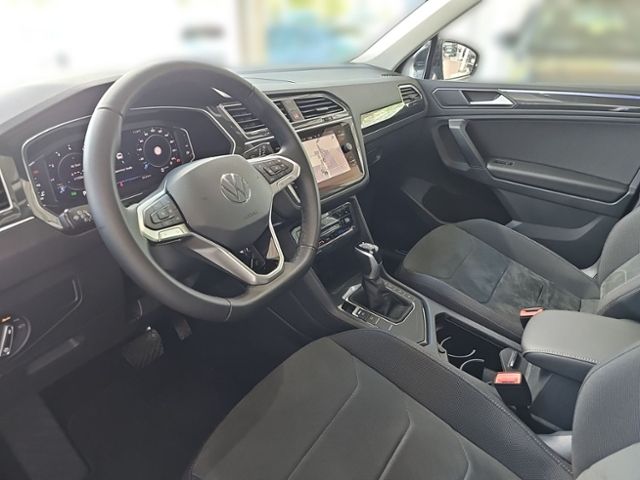 Fahrzeugabbildung Volkswagen Tiguan 1.5 TSI DSG Elegance MATRIX STANDHZ NAVI
