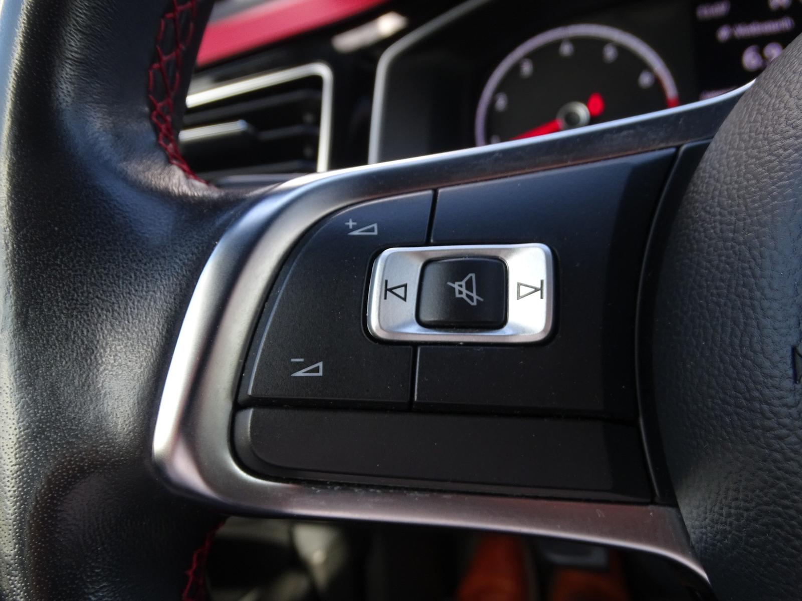 Volkswagen Polo 2.0 TSI GTI Klimaaut. PDC Android Apple USB, миниатюра 20