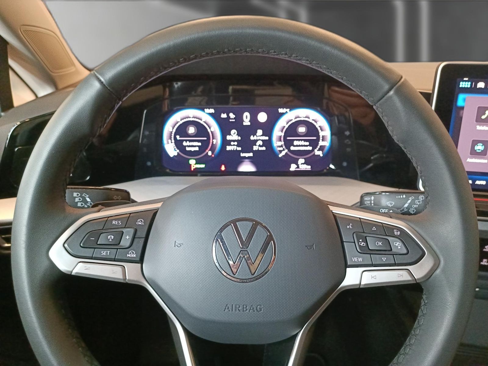 Volkswagen Golf - Bild 12
