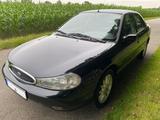 Ford Mondeo 2.5 V6 Ghia Automatk - Ford Mondeo: Ghia V6