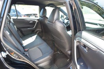 Toyota RAV 4 - 8