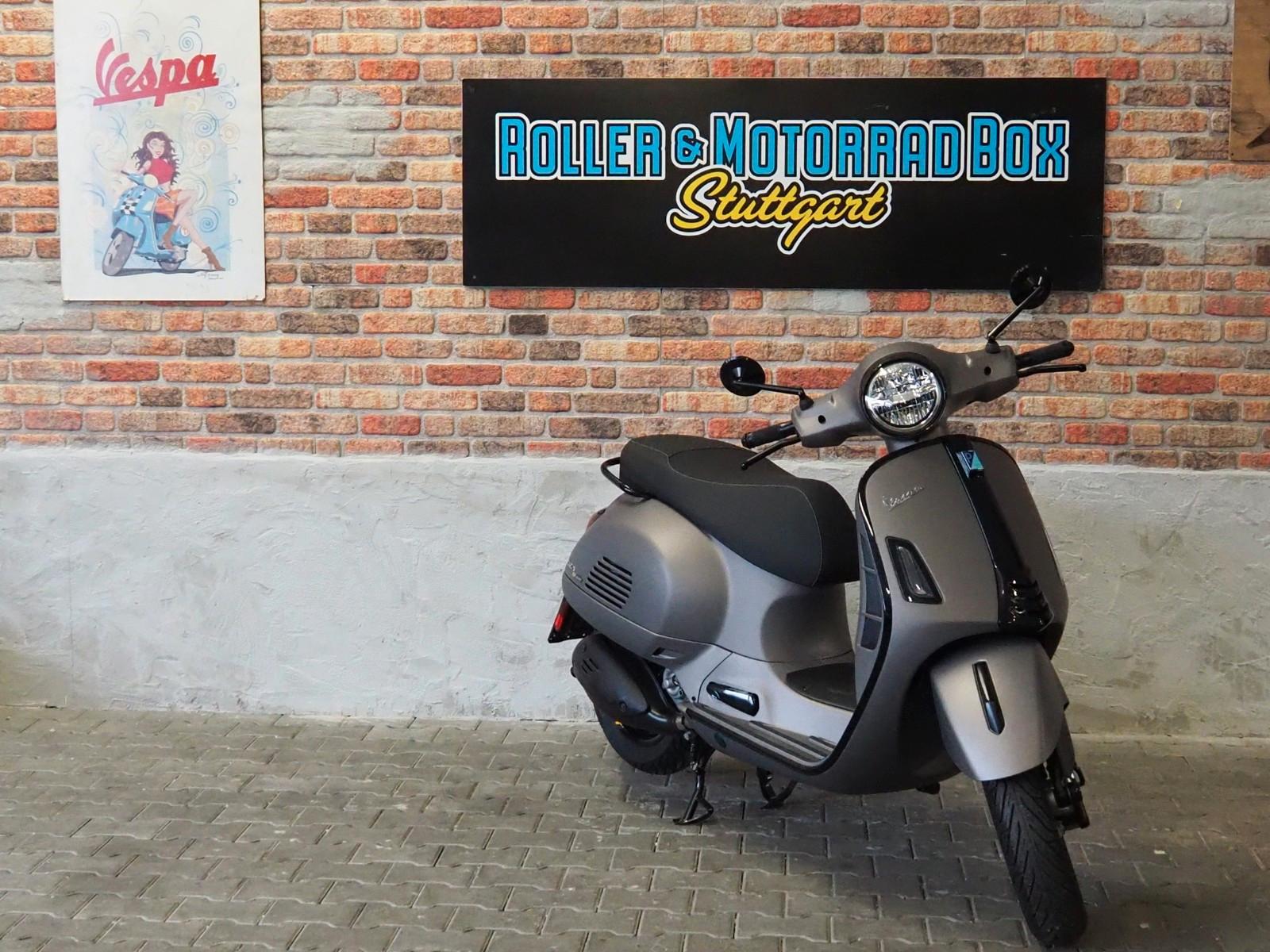Vespa GTS 125 Super  Tech/Supertech - Schwarz-Umbau