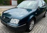Volkswagen Bora 1.6 FSI Basis Basis - Volkswagen Bora: Limousine
