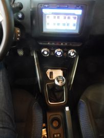 Dacia Duster II Celebration 8-fach bereift