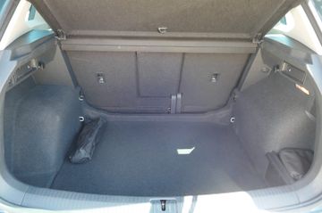 Volkswagen Tiguan - 9