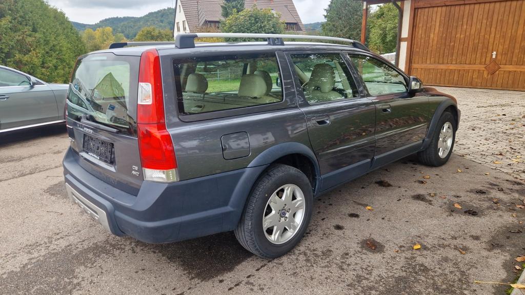 Volvo XC70