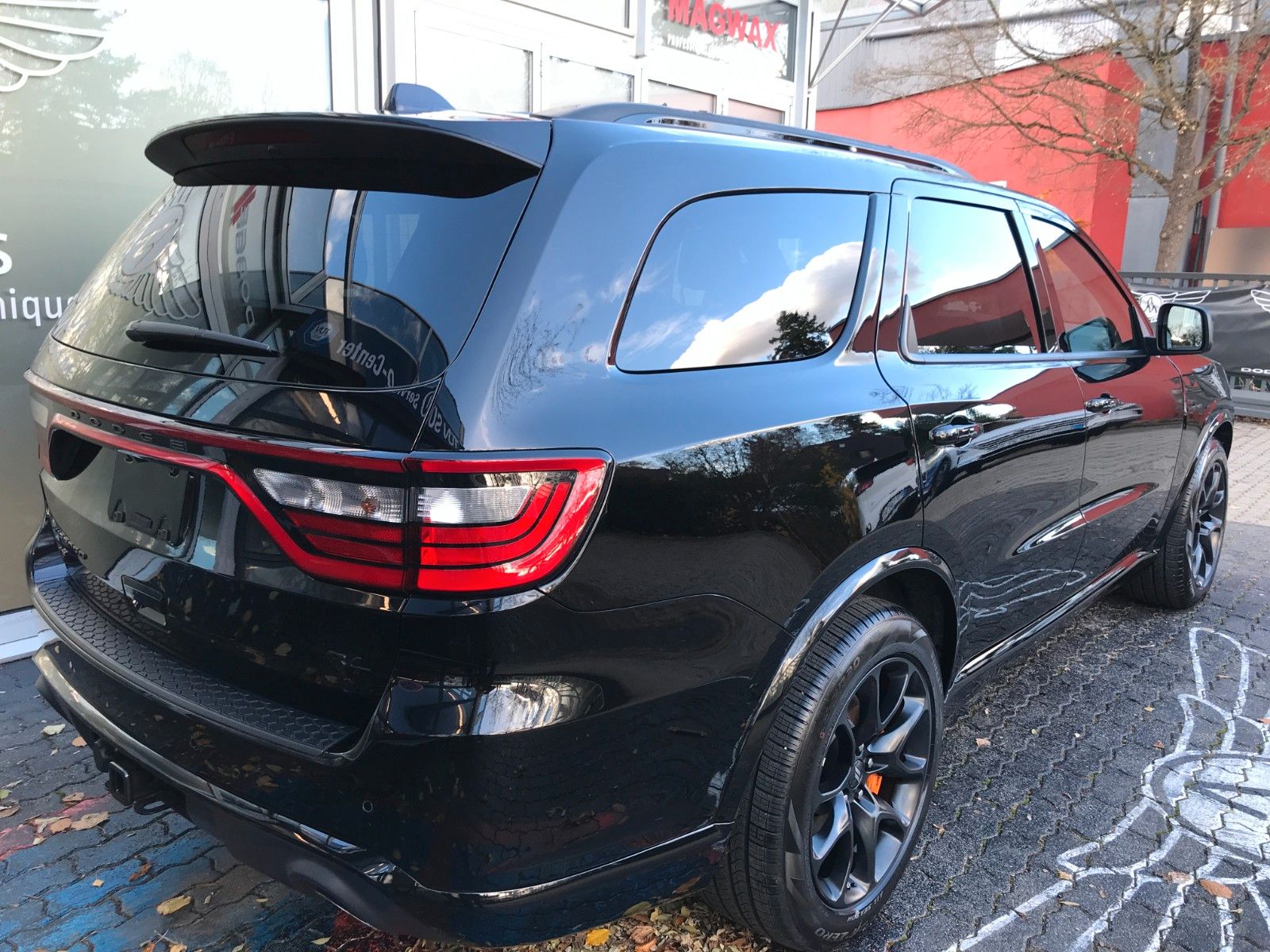 Fahrzeugabbildung Dodge Durango R/T  *7-SITZER*LPG*AHK*Hemi-Orange*