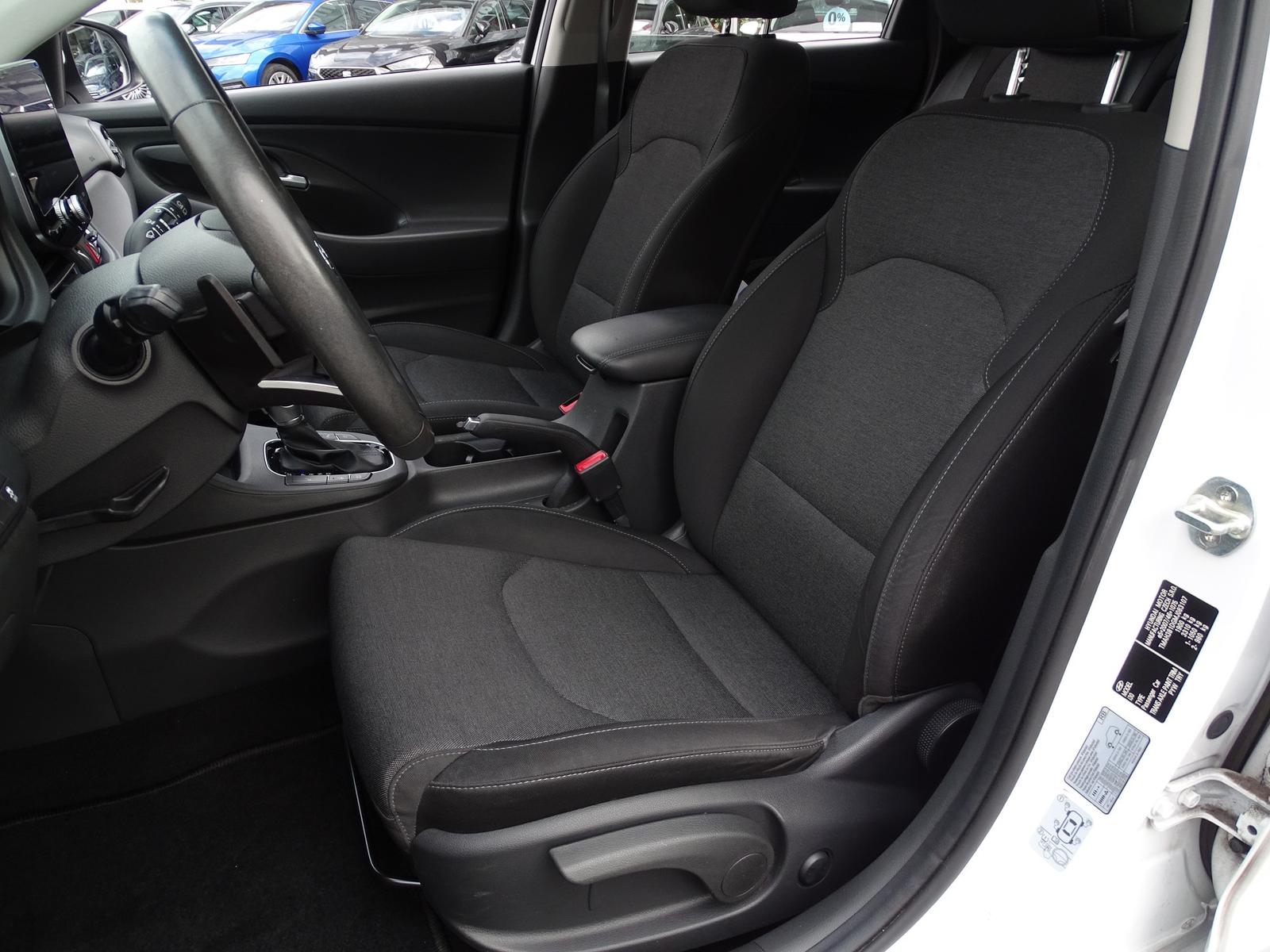 Hyundai i30 cw 1.5 T-GDI DCT Intro Edition M-Hybrid LED