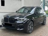 BMW X3 M40d/Leder/Kamera/Klima/Navi/LED - BMW X3 M40 mit Diesel-Antrieb: Sportsitze