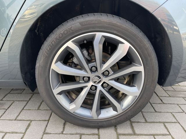 Skoda Octavia Combi Soleil Grau Kamera Automatik