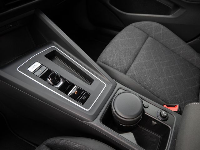 Golf VIII Variant 2.0 TDI Life STANDHZ ACC LED