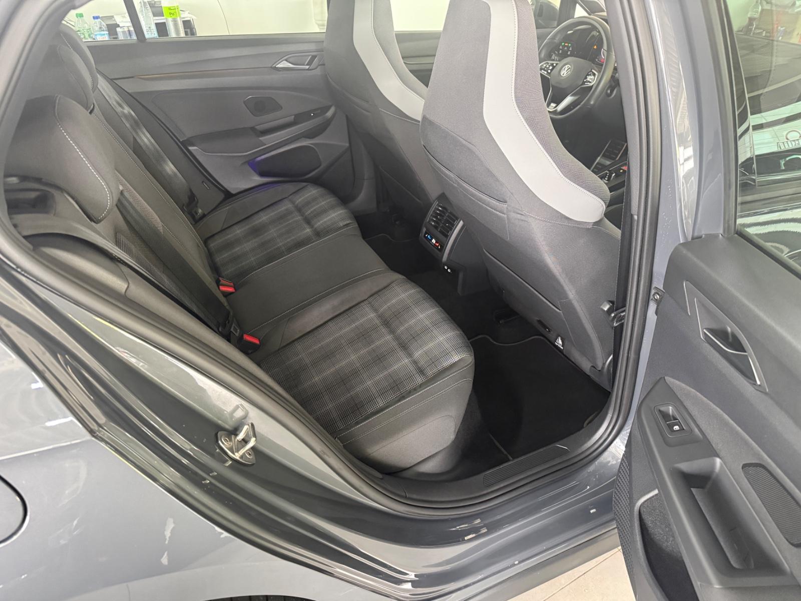 Volkswagen Golf VIII Lim. GTD 2. Hand*PANO*HARMAN*, миниатюра 16