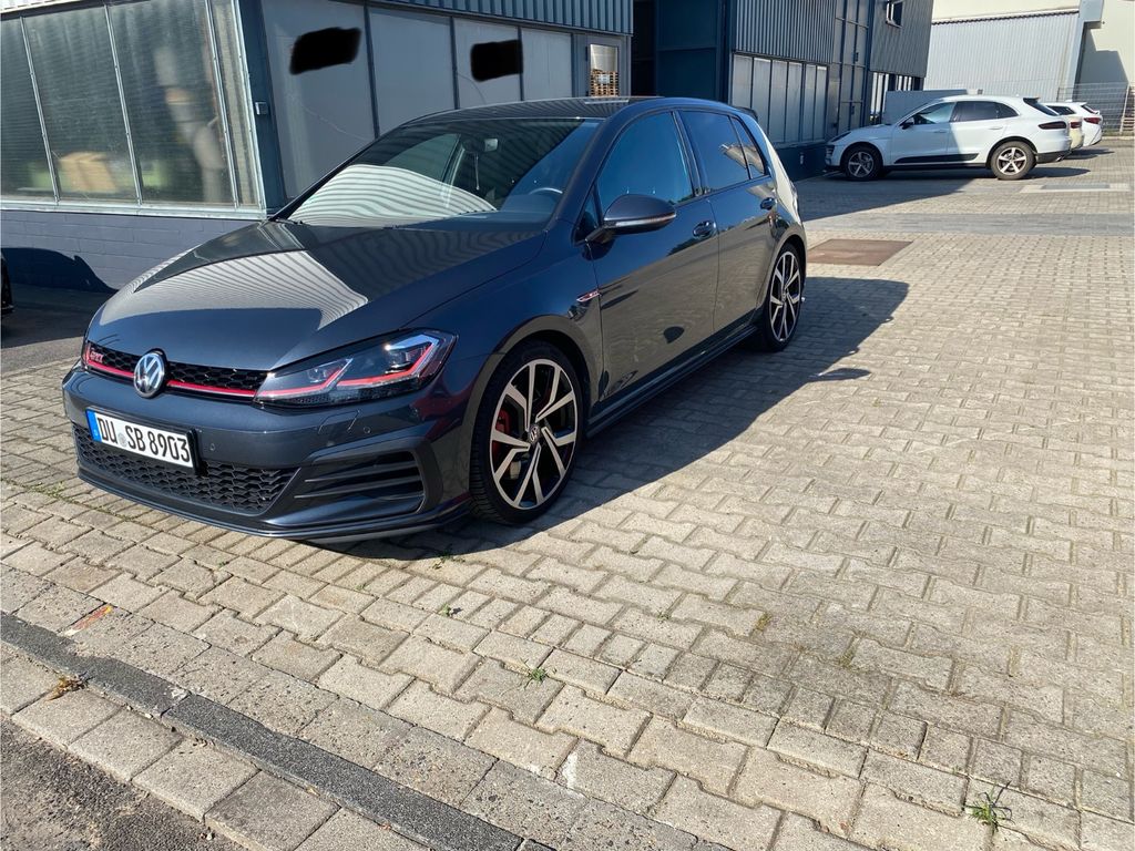 Image of Volkswagen Golf