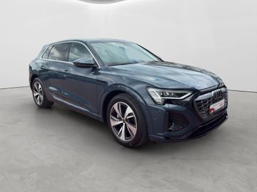 Audi Q8 e-tron - 4