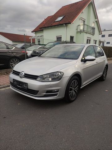 Volkswagen Golf VII Lim. 1.4 Allstar BMT +Klima+Navi+ALU+PD