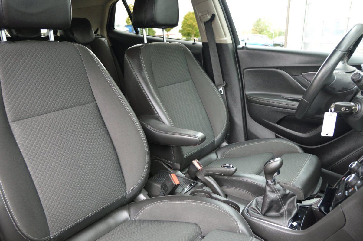 Fahrzeugabbildung Opel Mokka X   Design Line Start/Stop AHK
