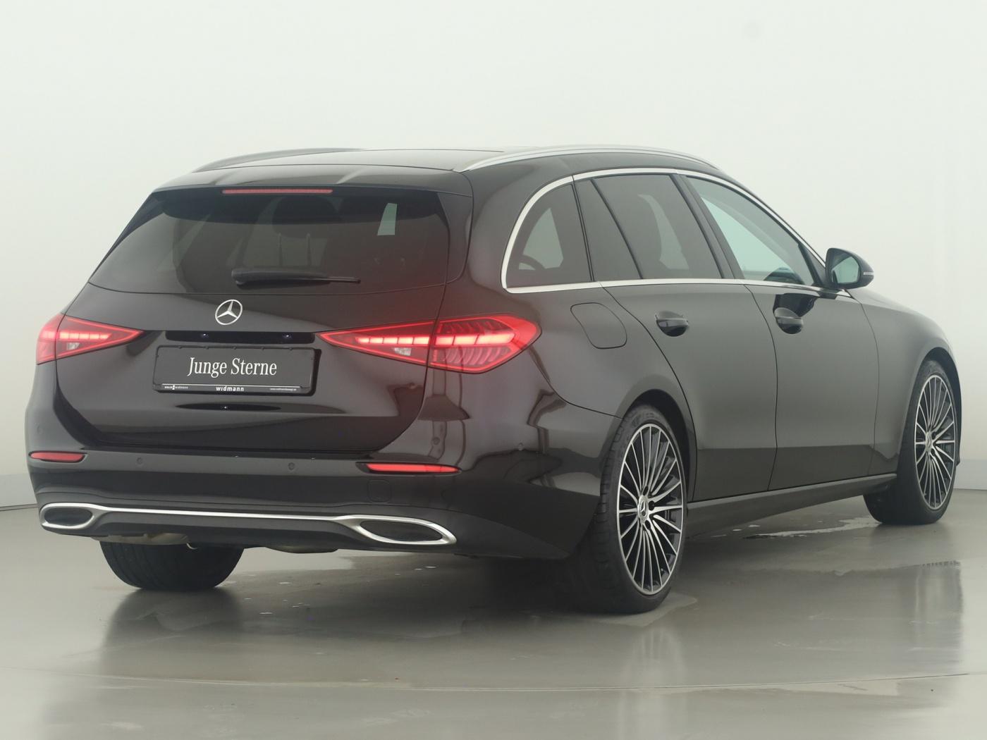 Mercedes-Benz C 220 d T Avantgarde*AHK*Panorama*LED*Distronic*
