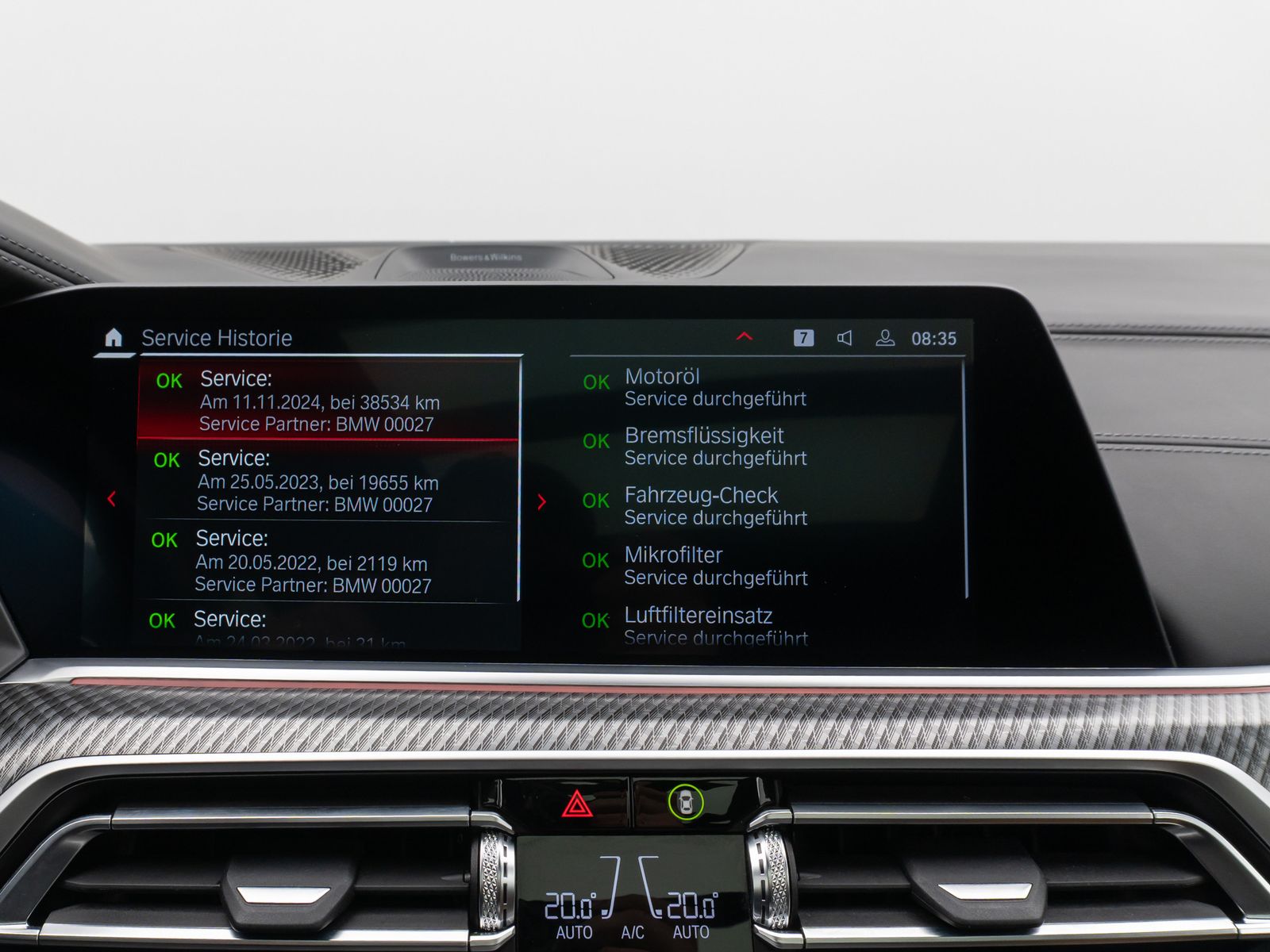 Fahrzeugabbildung BMW X6 M Panorama 360°Laser B&W Massage SoftCl AHK