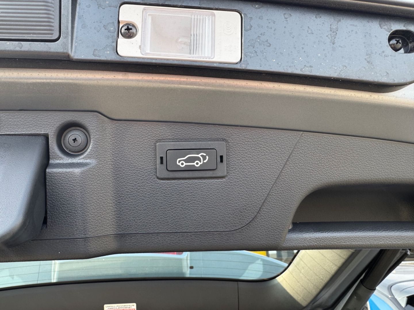 Fahrzeugabbildung KGM Korando E-Motion Titanium Plus in Vollaustattung