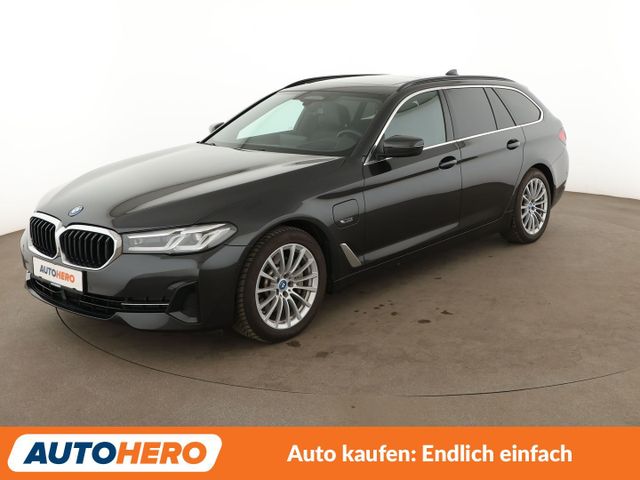 BMW 5er 520e Aut.*HEAD-UP*PANO*NAVI*LED*ACC*CAM*HK*