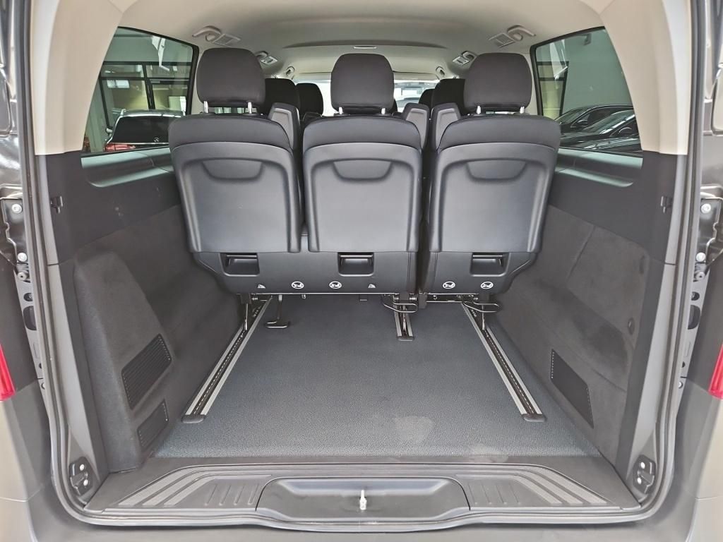 Fahrzeugabbildung Mercedes-Benz Vito 116 Tourer extralang Nav AHK 2xKlima 9Sitze