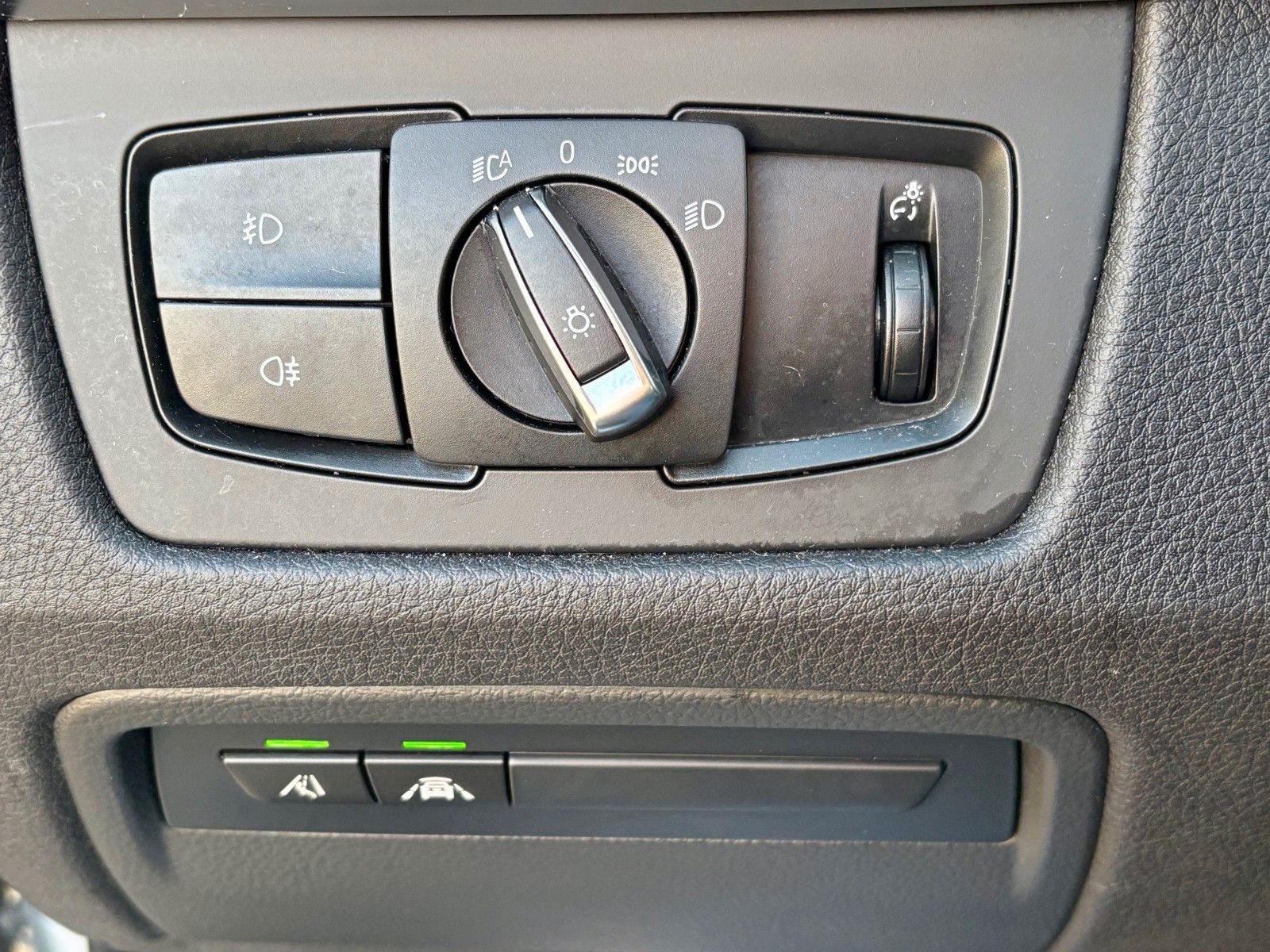 Fahrzeugabbildung BMW 320d xDrive GT M SPORTPAKET Navi Leder Xenon Pan