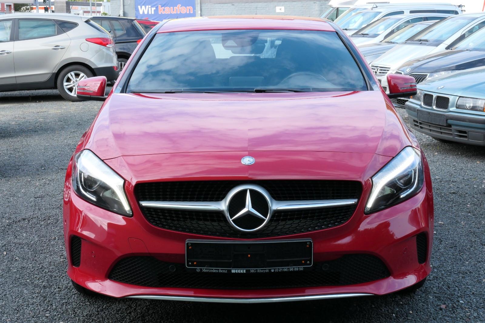 Mercedes-Benz A 180 Urban*LED*Selbstparken*PDC*