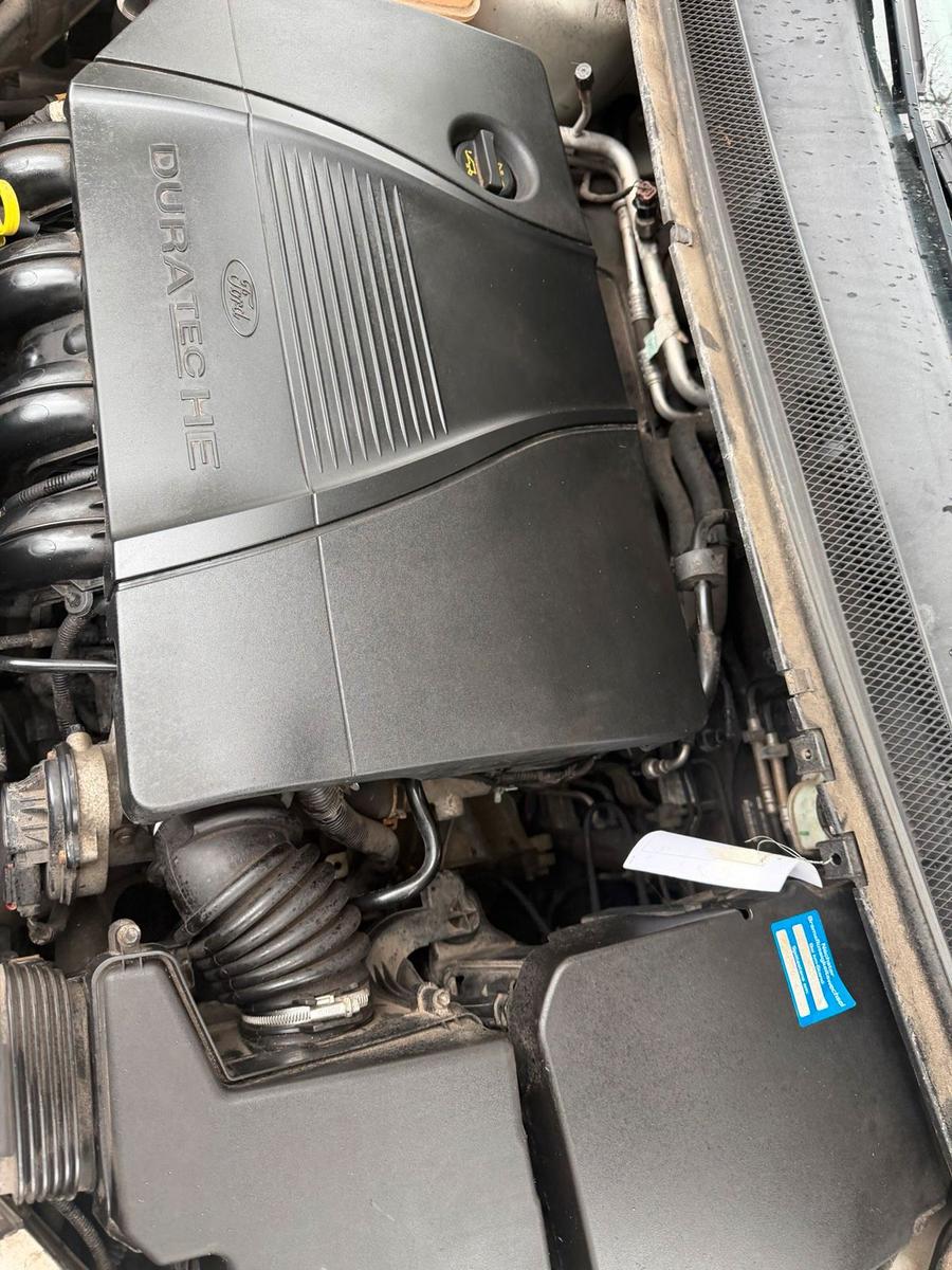 Ford Focus 2008 — photo 13