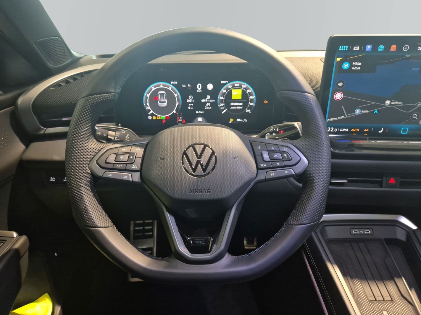 Volkswagen T-Roc - Bild 12