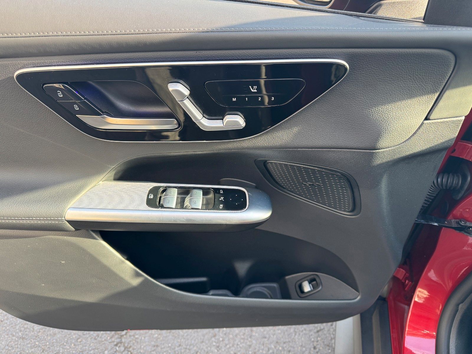 Fahrzeugabbildung Mercedes-Benz GLC 220d 4M+AMG+Pano+StandH+360+Memory