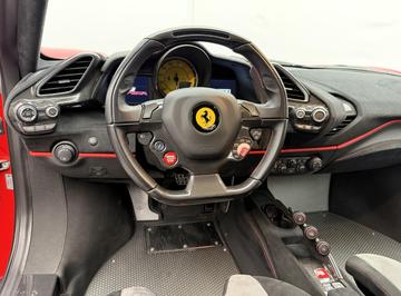 صورة مصغرة 11 لـ 2019 Ferrari 488 PISTA