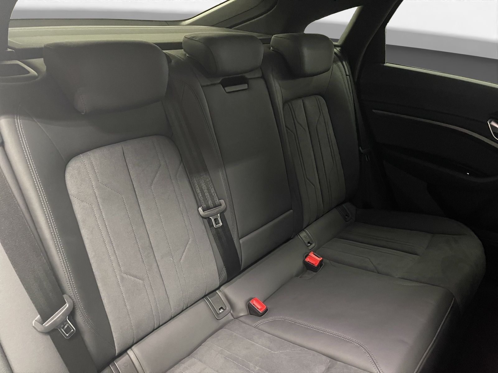 Audi e-tron - Bild 16