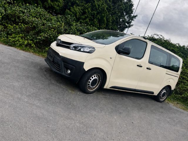 TOYOTA ANDERE