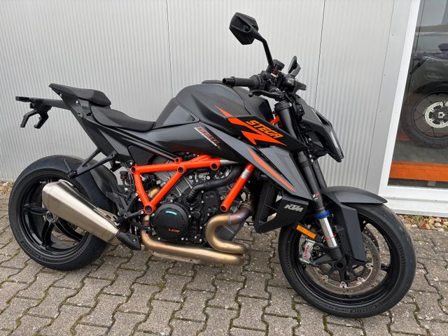 KTM 1390 Super-Duke EVO