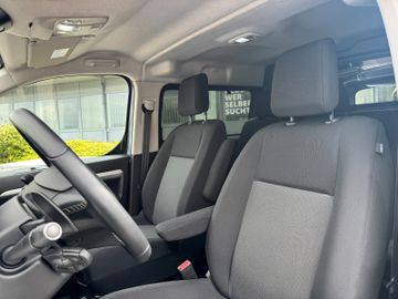 Opel Vivaro Kasten Edition M DoKa Standhz Xenon ACC