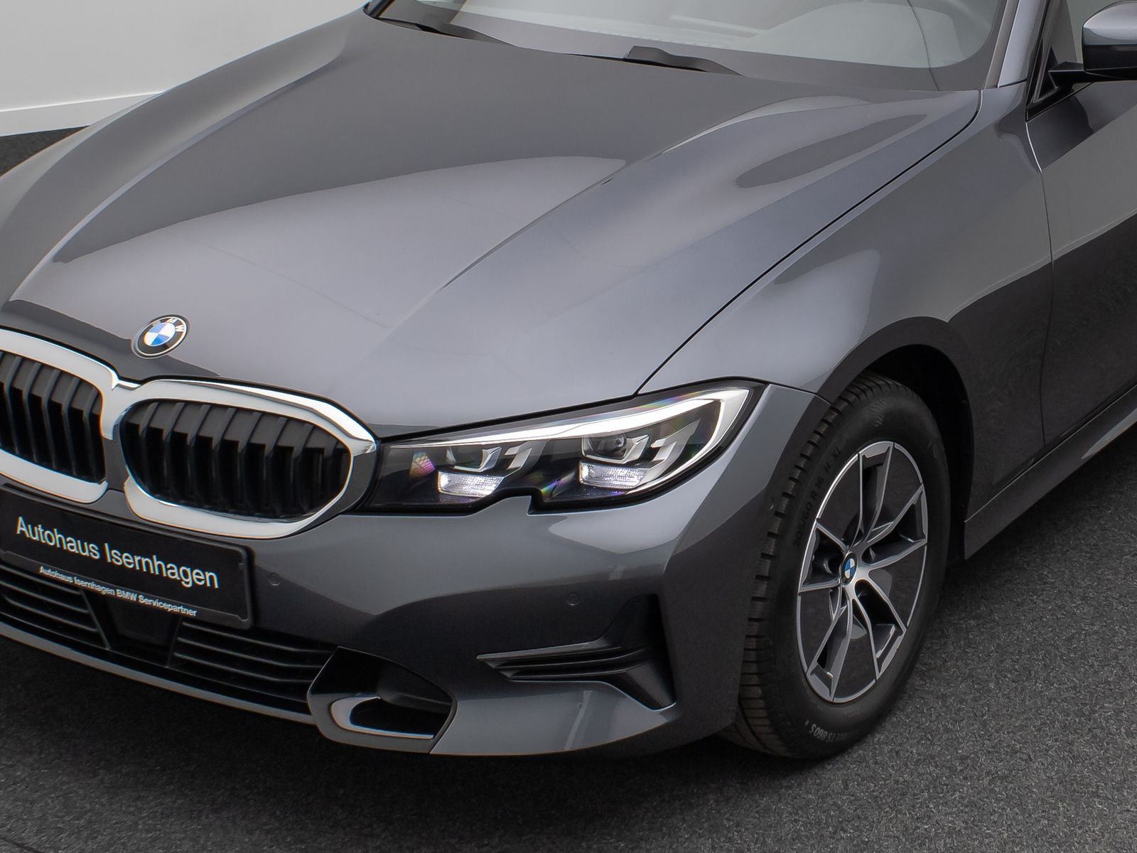 Fahrzeugabbildung BMW 320d Sport Line Kamera DAB Alarm HiFi Komfort